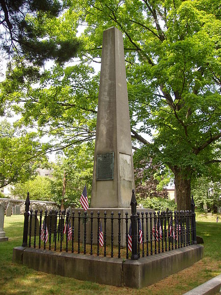 Patriot's Grave, Old Burying Ground, Arlington MA